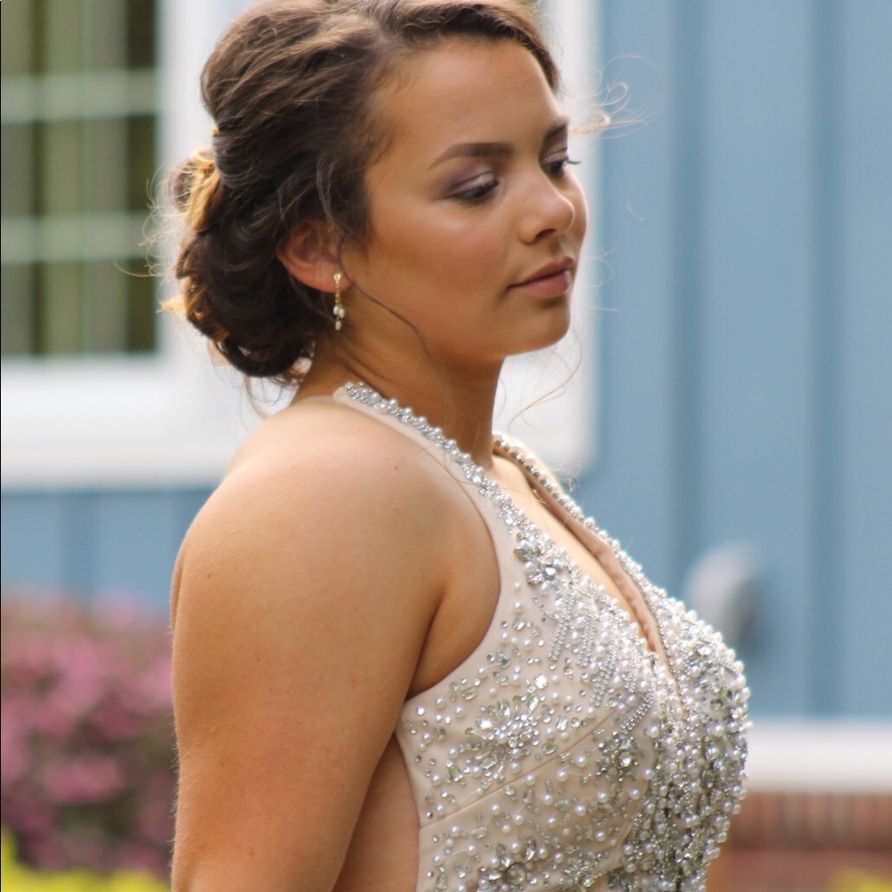 PROM DRESS - Picture 5 of 6